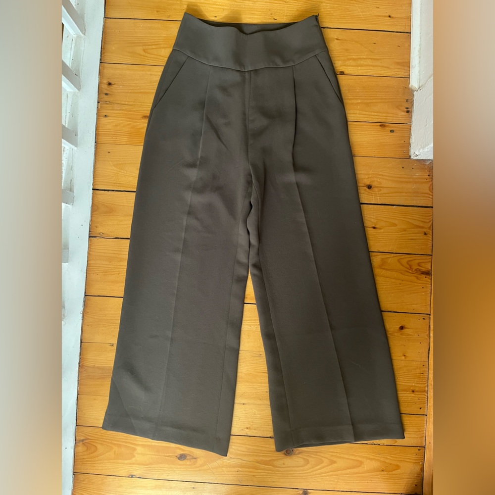 Wilfred wide leg dress pants, US4, taupe